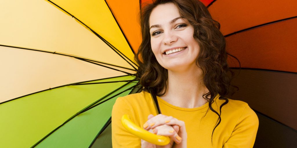 Девушка с зонтиком