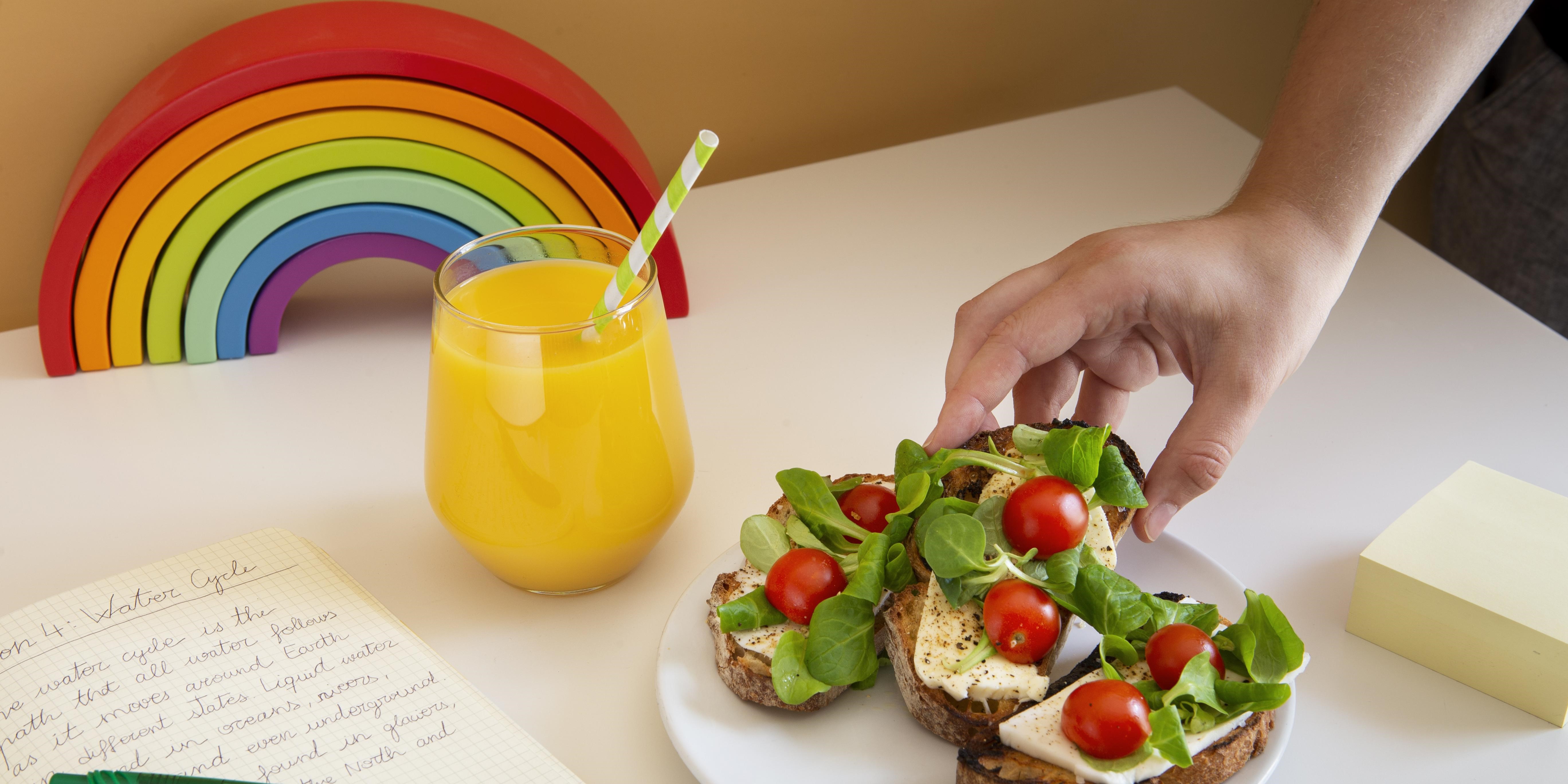 Разноцветный завтрак